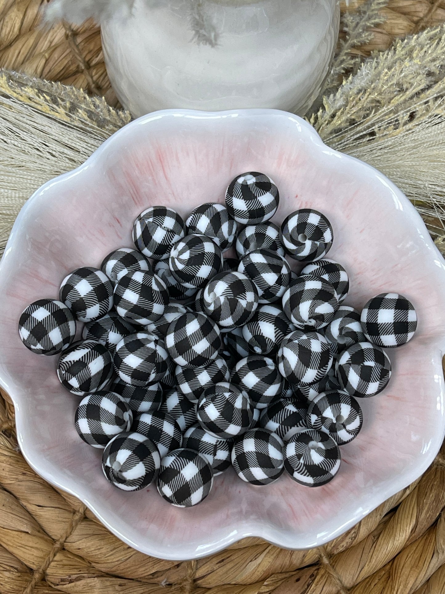 Buffalo Plaid Black White 15mm round