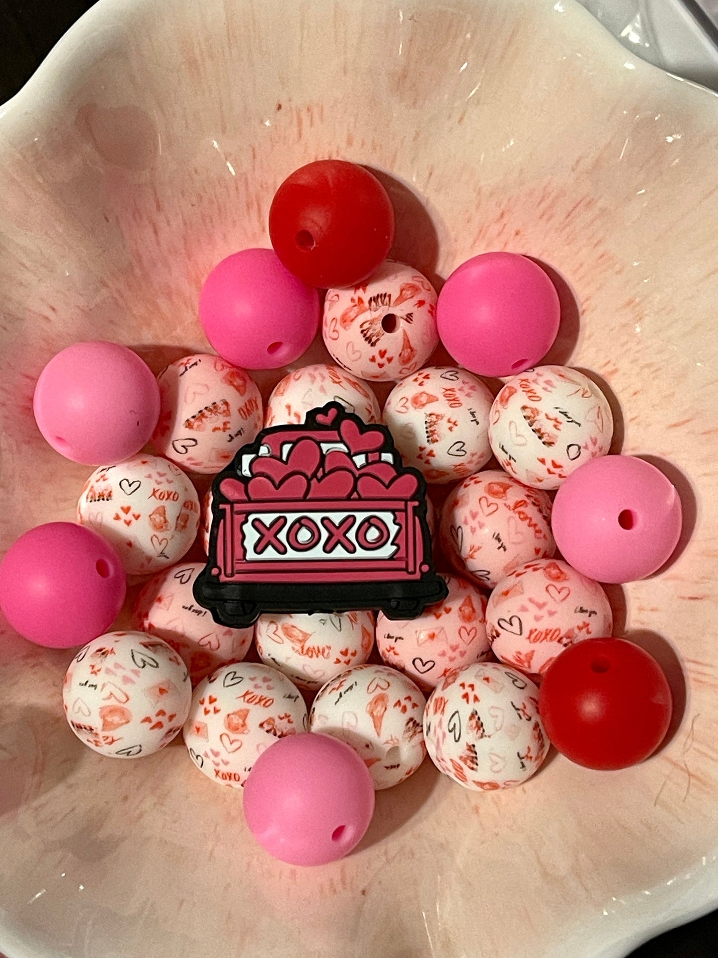 Vintage Valentine Printed 15mm Round