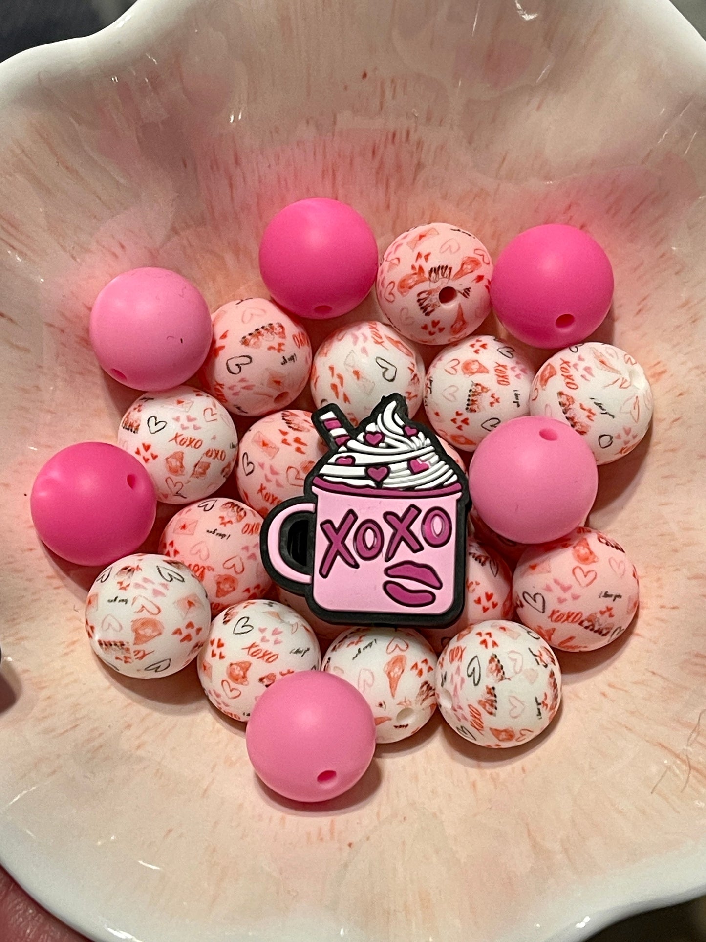 Vintage Valentine Printed 15mm Round