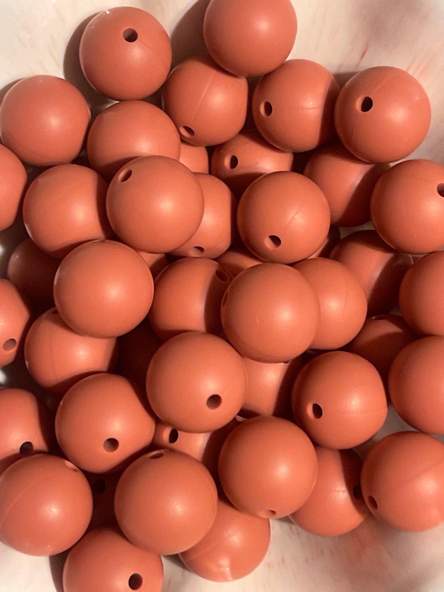 Rubber Brown 15mm round