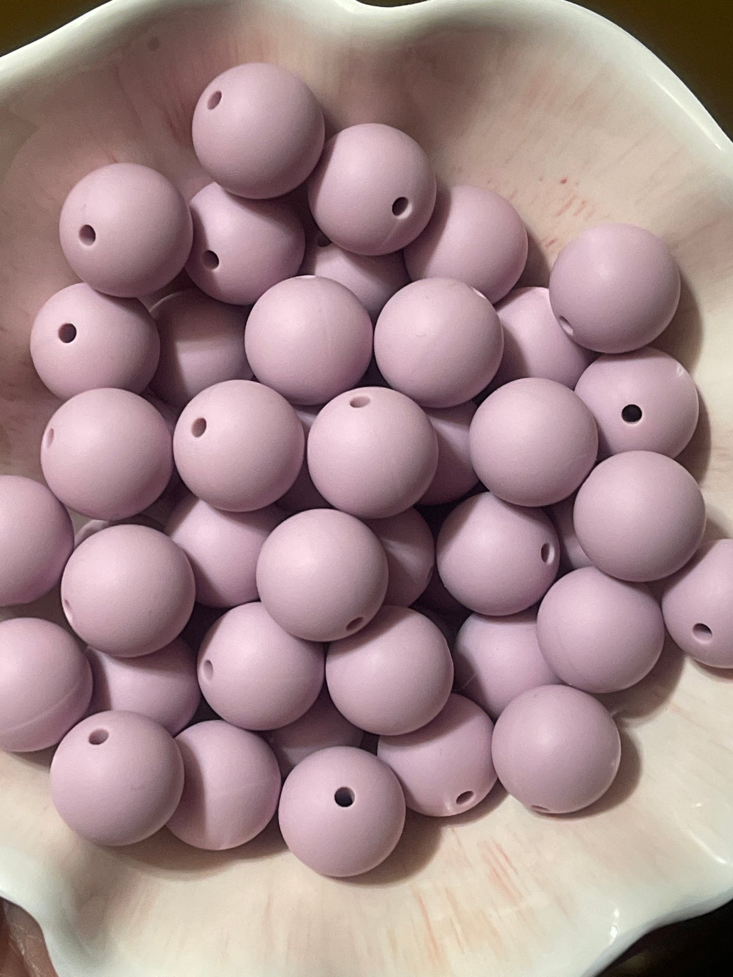 Lilac Purple 15mm round