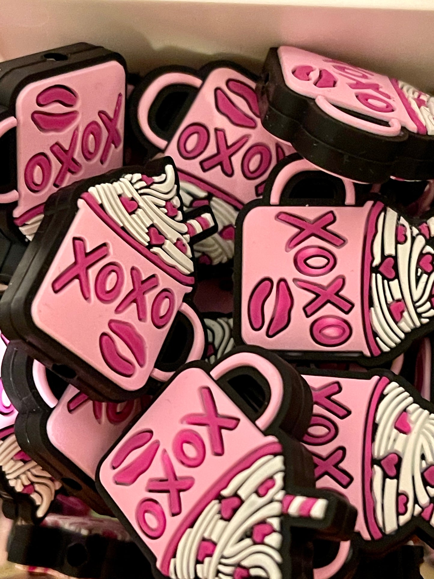 XOXO Latte Focal