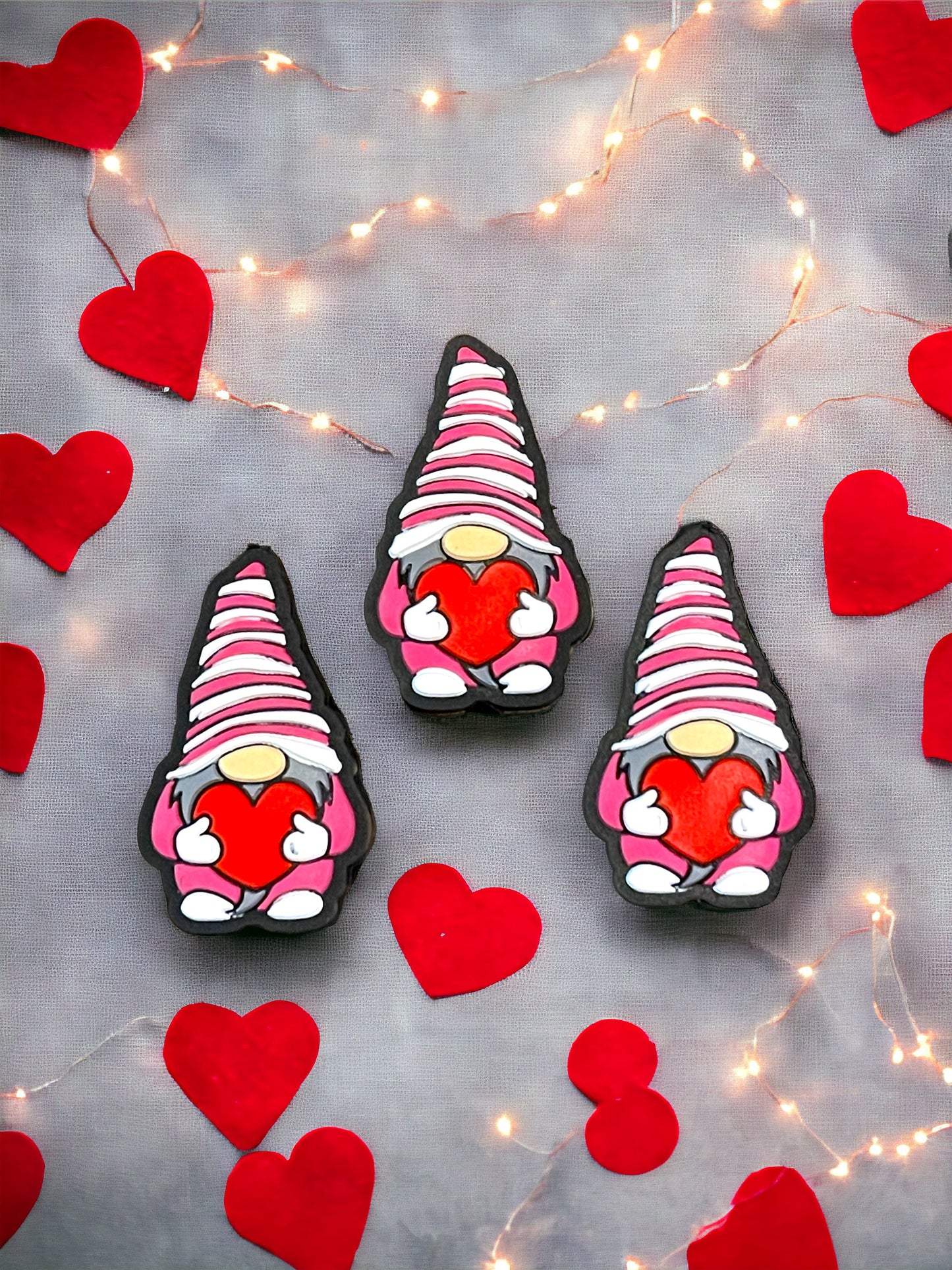 Valentine Gnome Focal