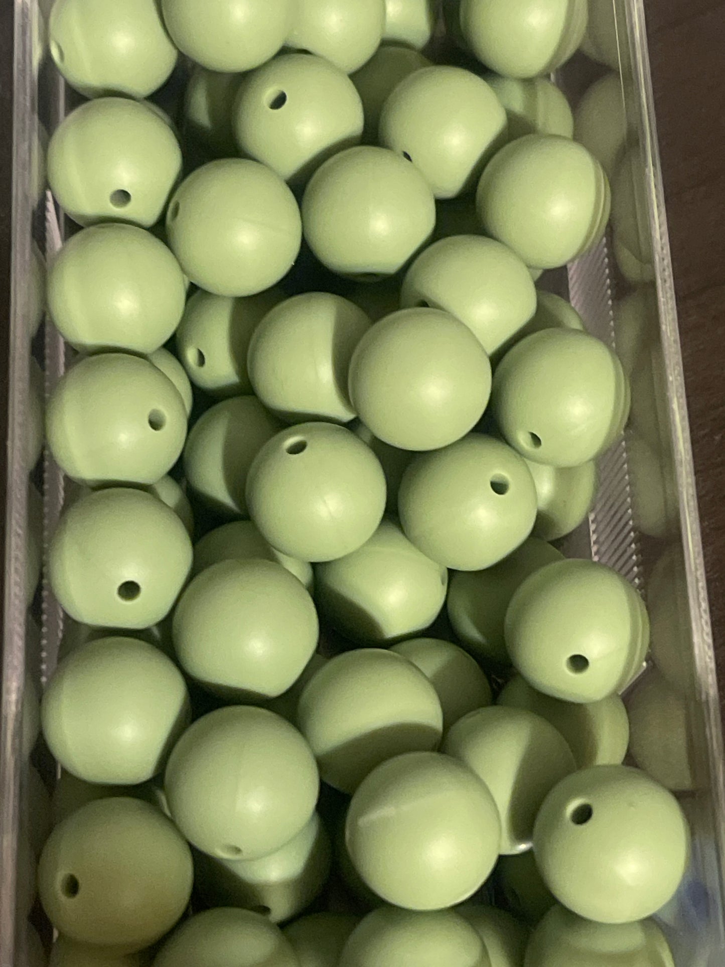 Tile Green 15mm round