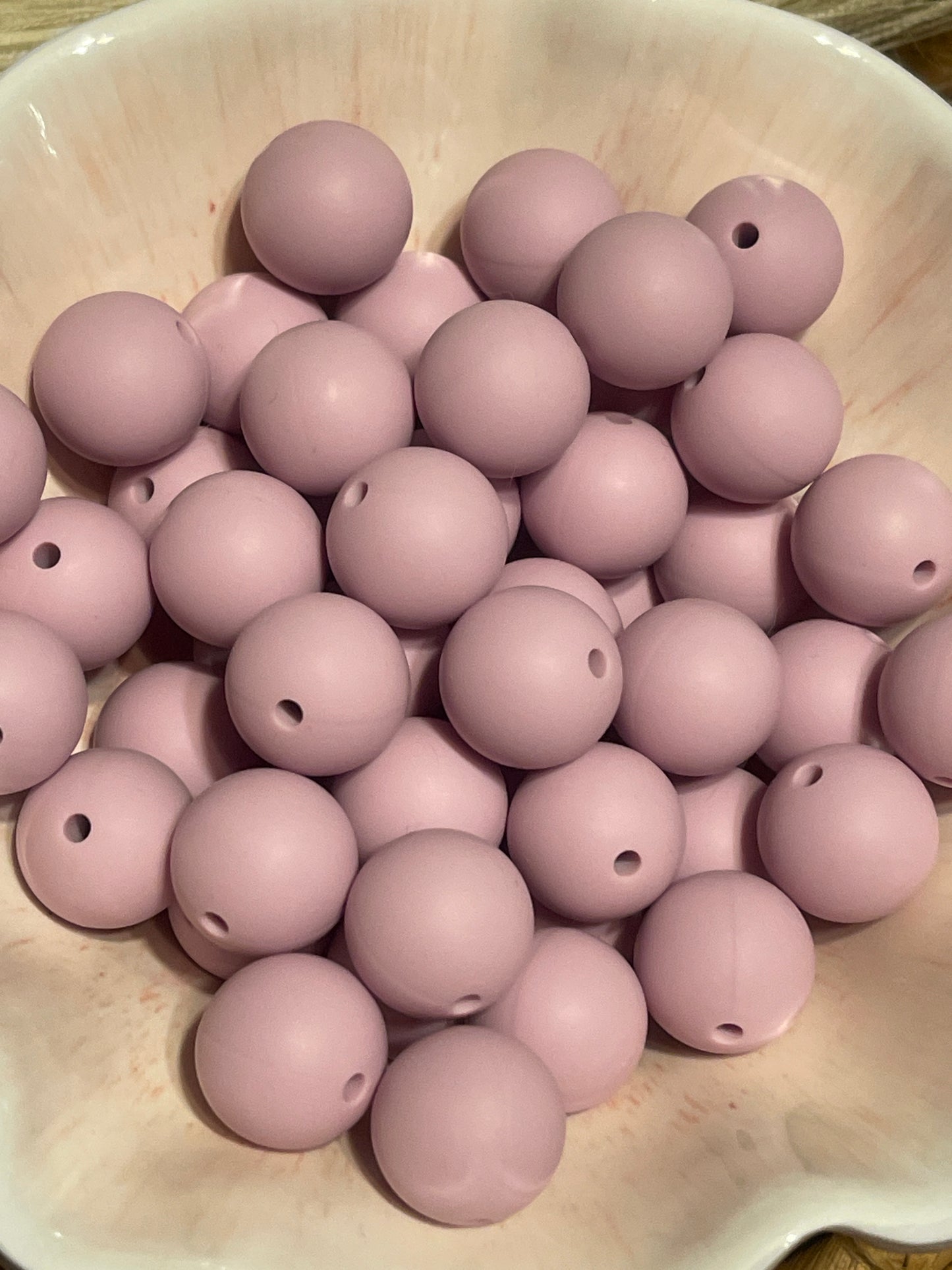 Lilac Purple 15mm round