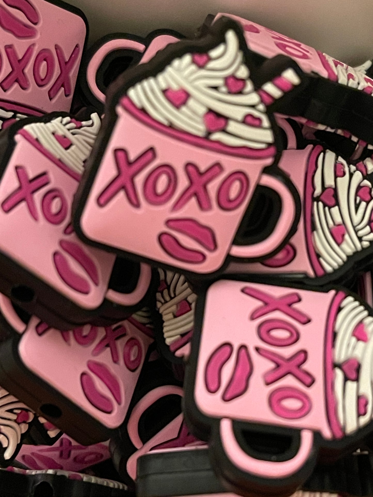 XOXO Latte Focal
