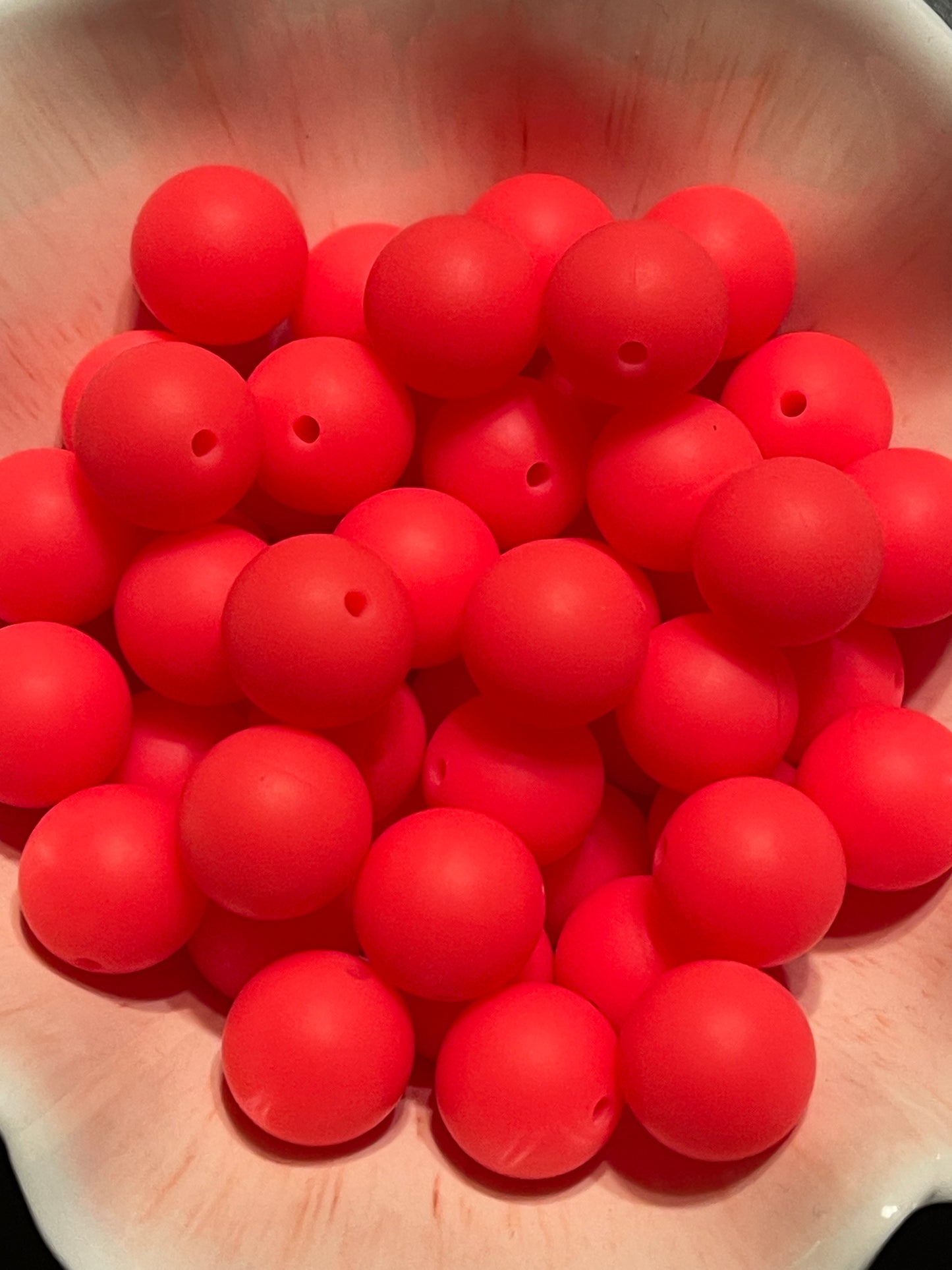 Shock Pink 15mm round