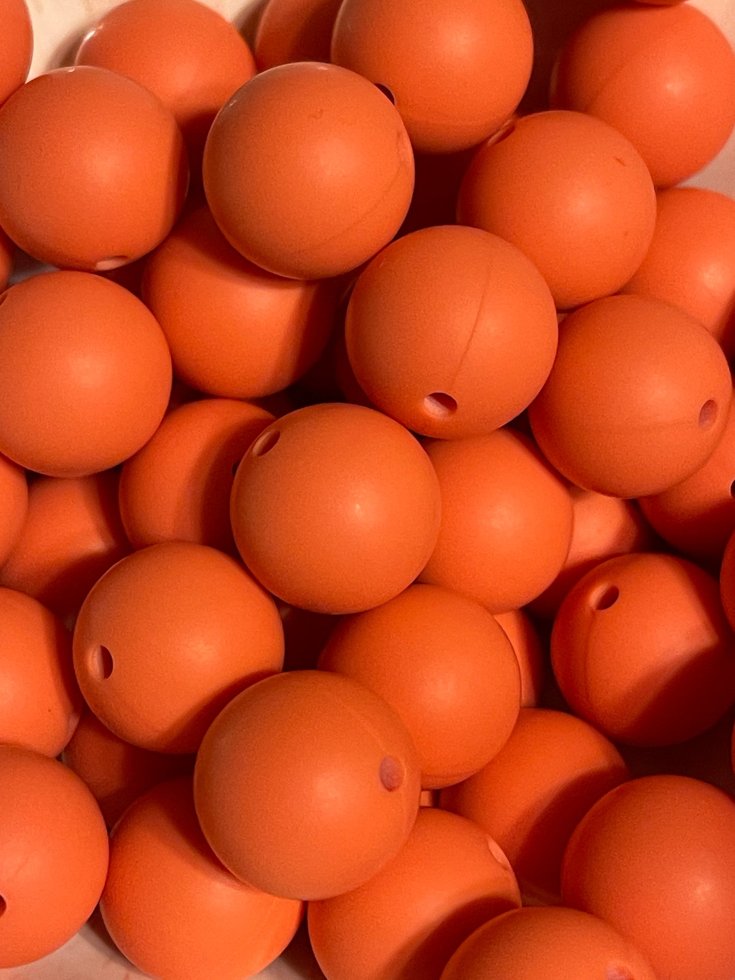 Fusion Coral 15mm round