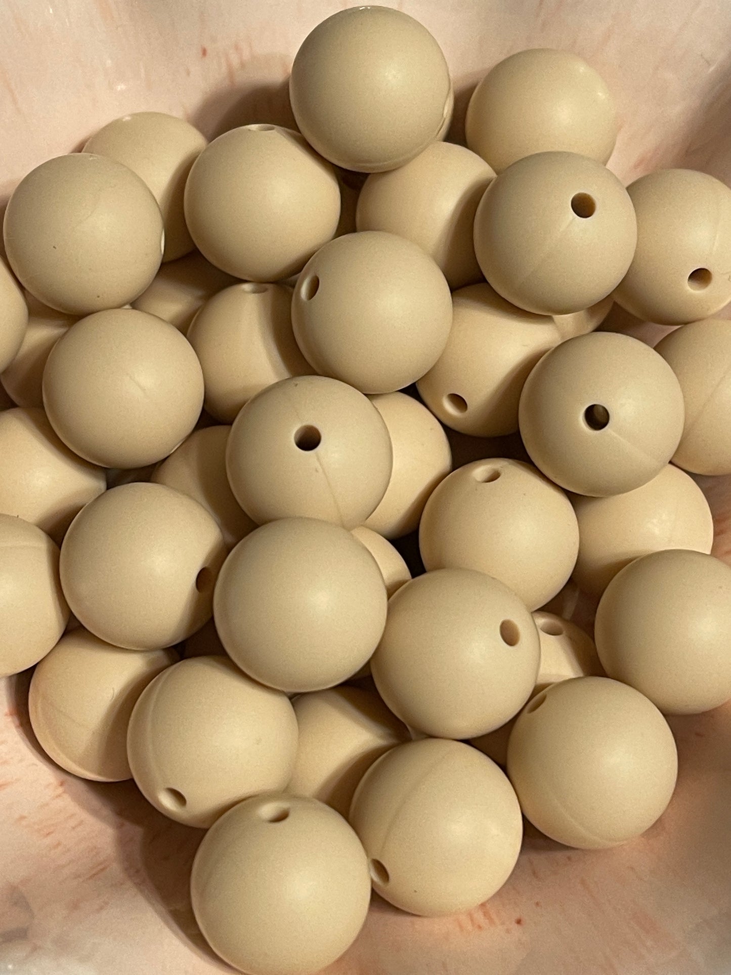 Beige 15mm round