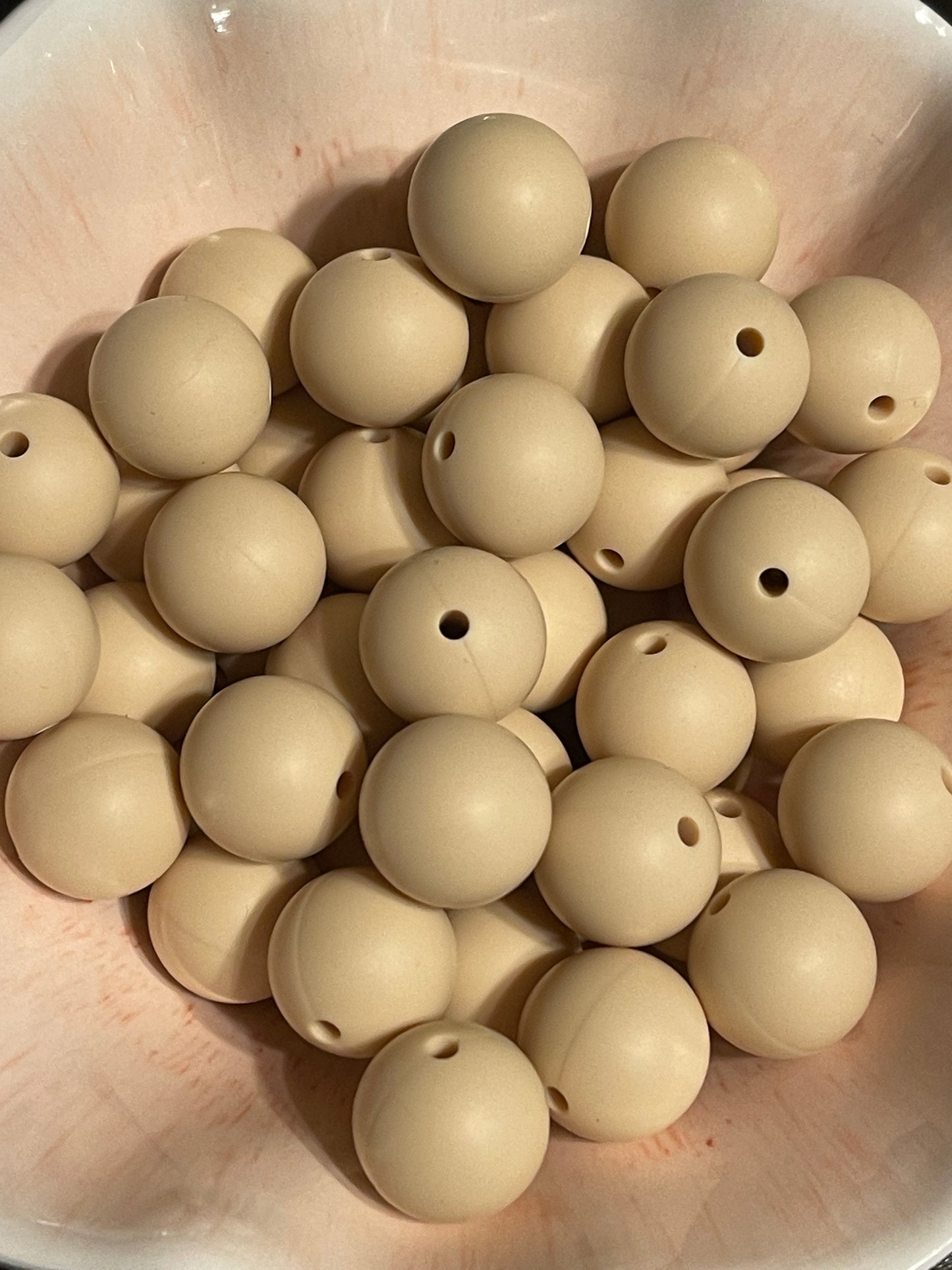 Beige 15mm round
