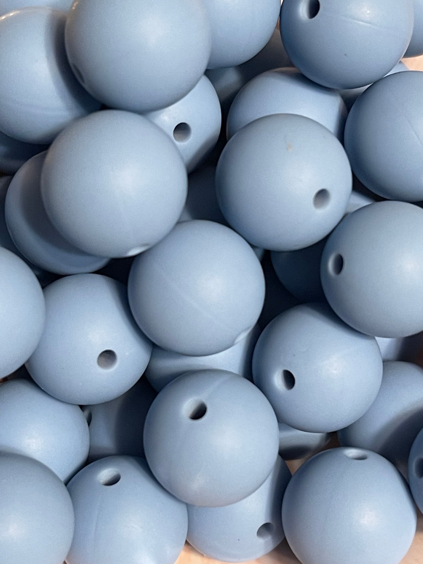 Cool Blue 15mm round