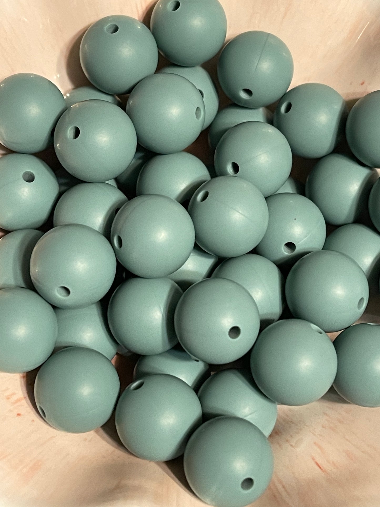 Green Grey 15mm round