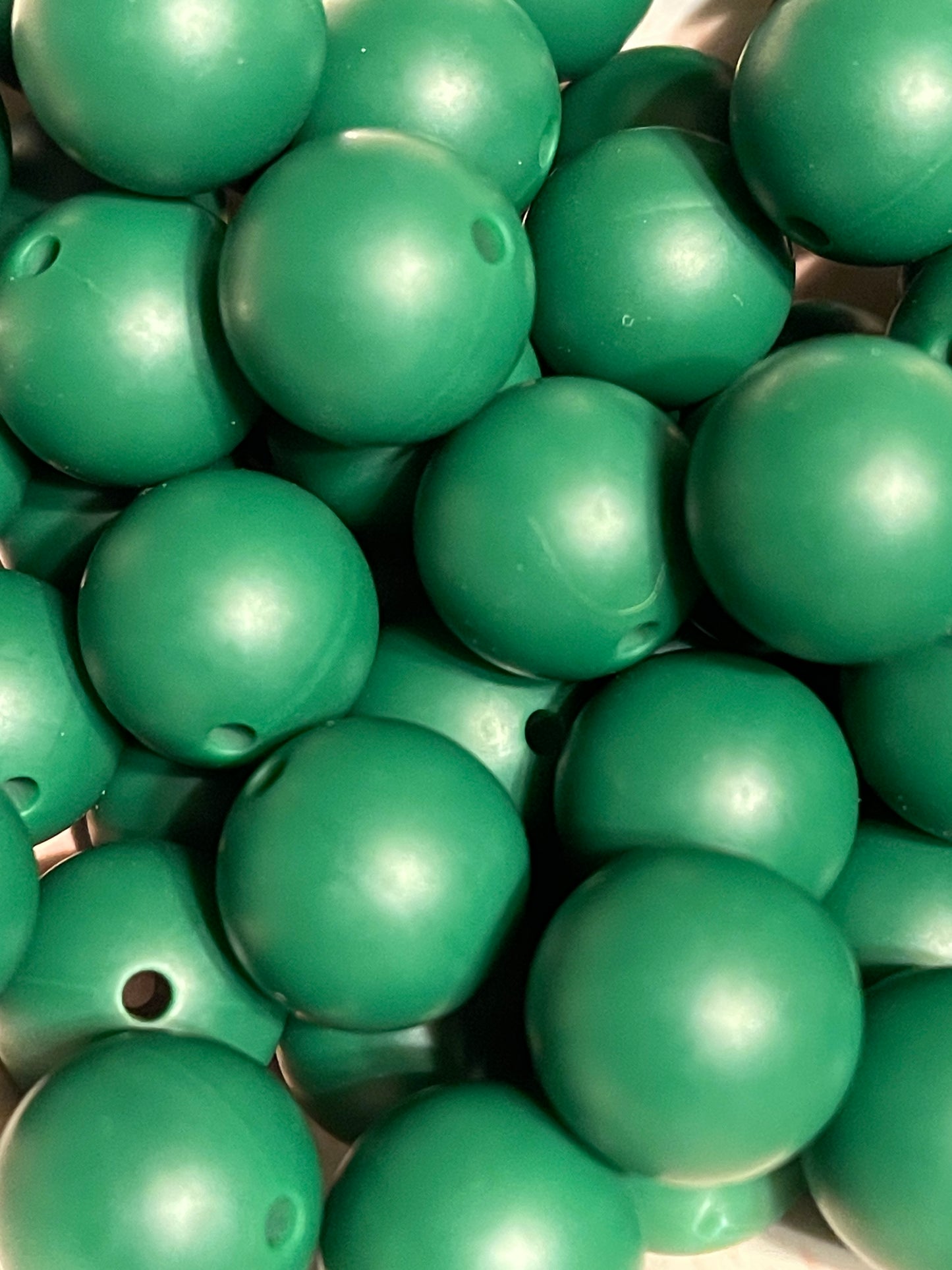 Dark Green 15mm round