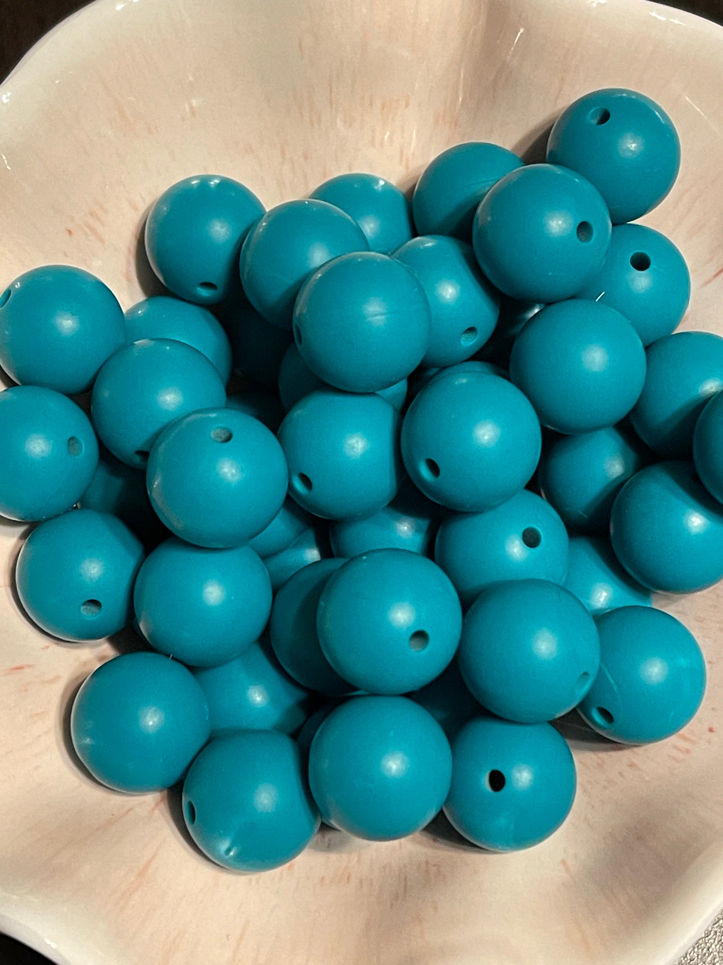 Emerald 15mm round