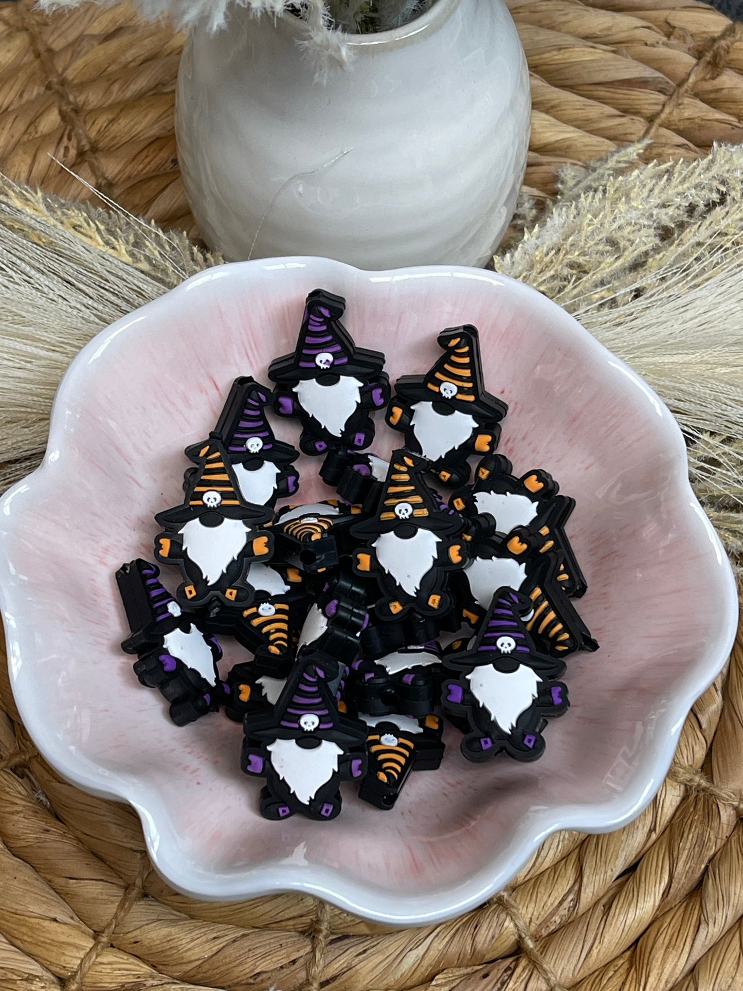 Purple Halloween Gnome Focal