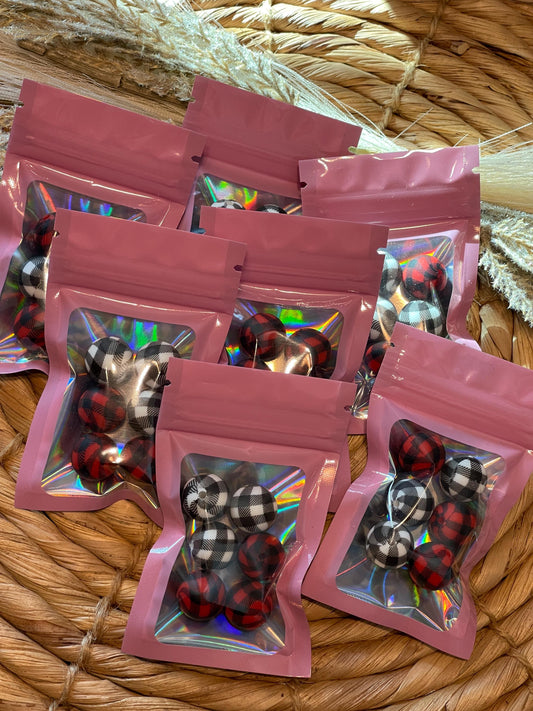 Buffalo Plaid Printed Silicone Beads. 6 pc. Pack