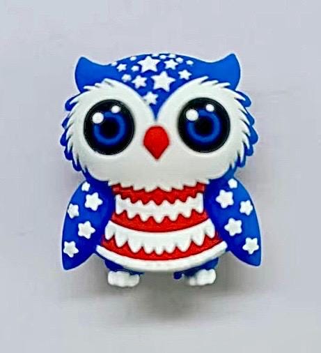 3D Red, White and Hoot Owl Focal