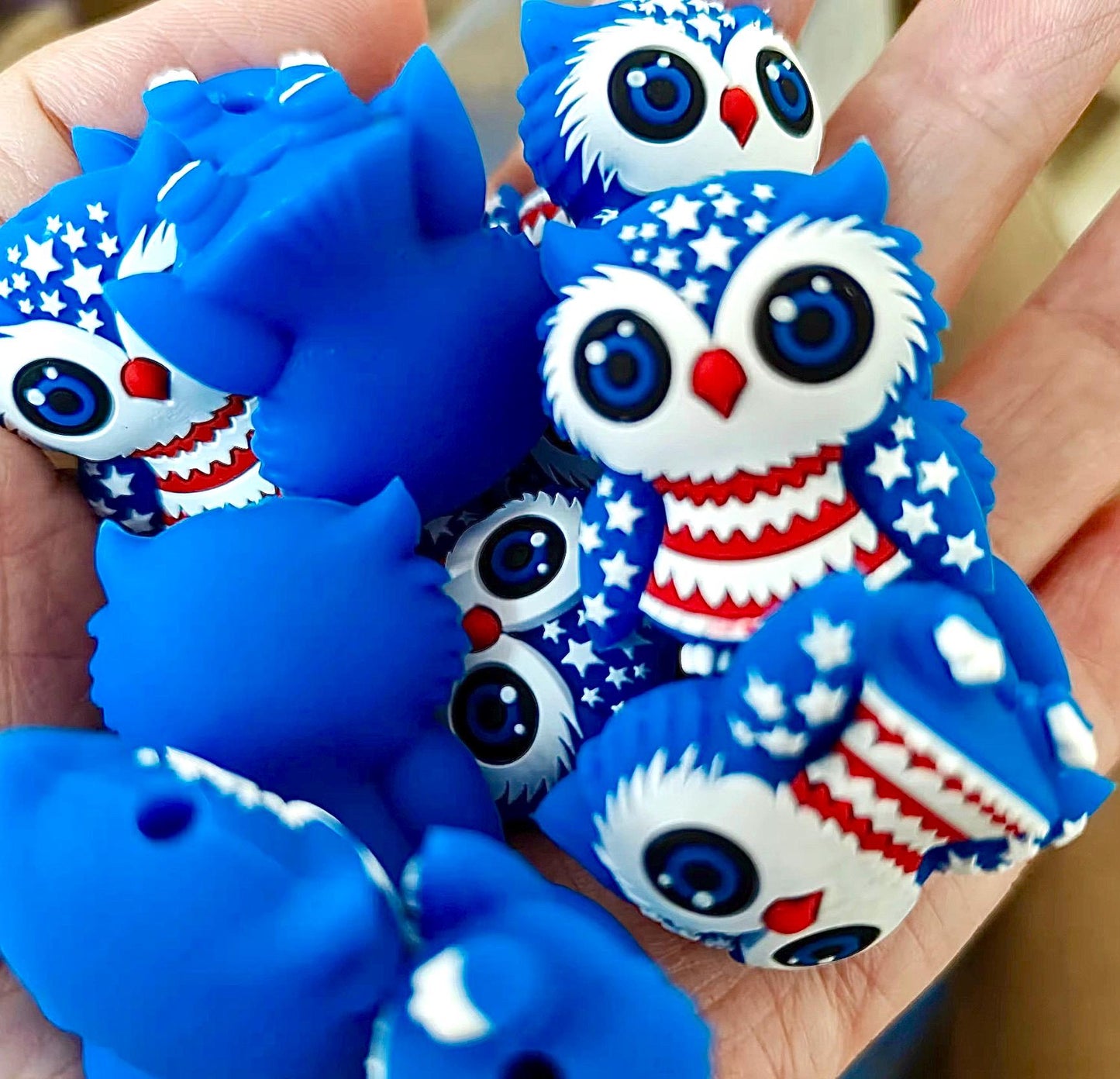 3D Red, White and Hoot Owl Focal